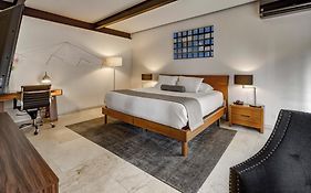 Mx Grand Suites (Adults Only)